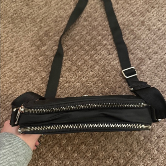 lululemon athletica Black Belt Bag - Picture 3 of 4